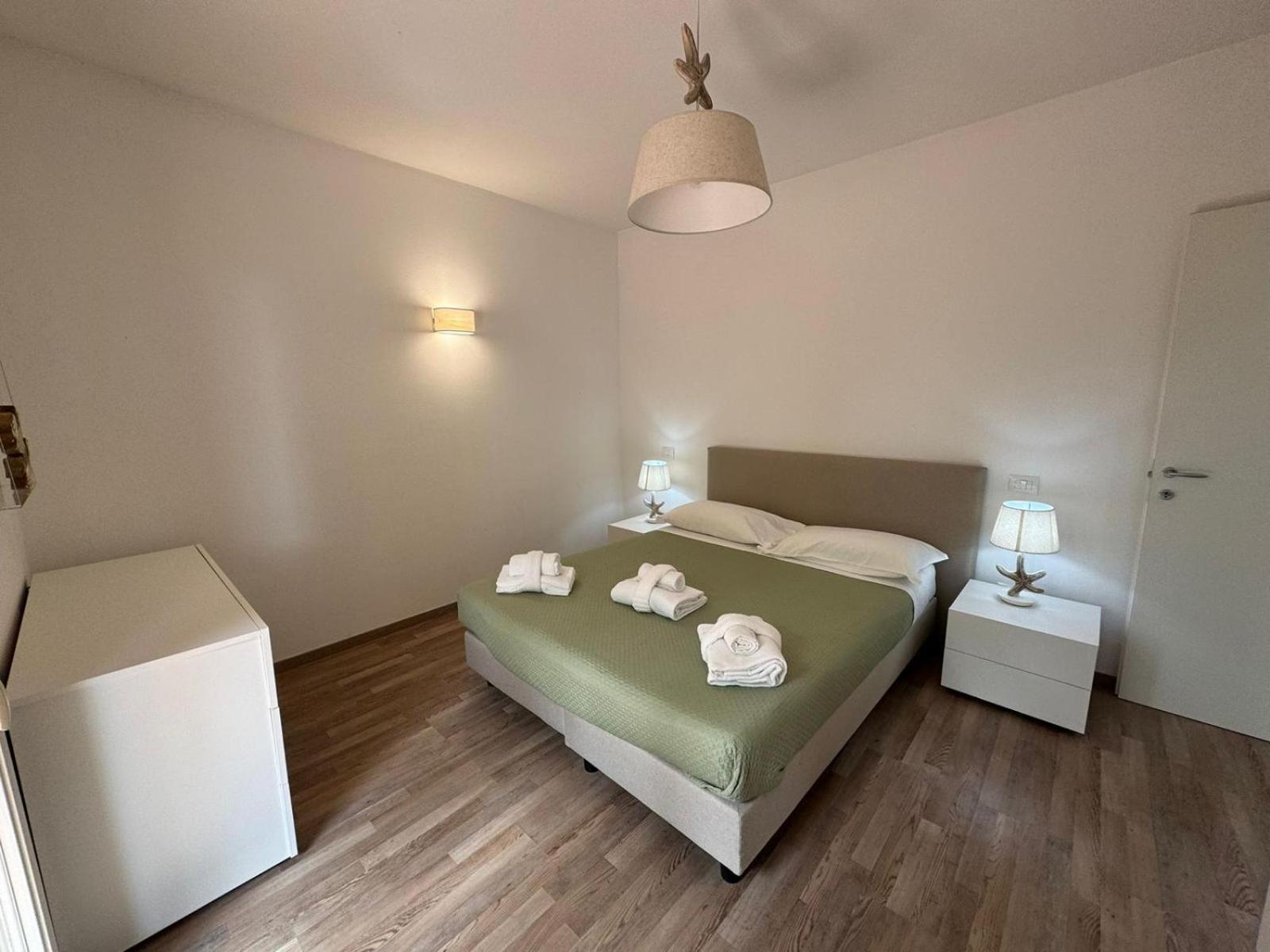 Residence San Francesco Тирения Екстериор снимка