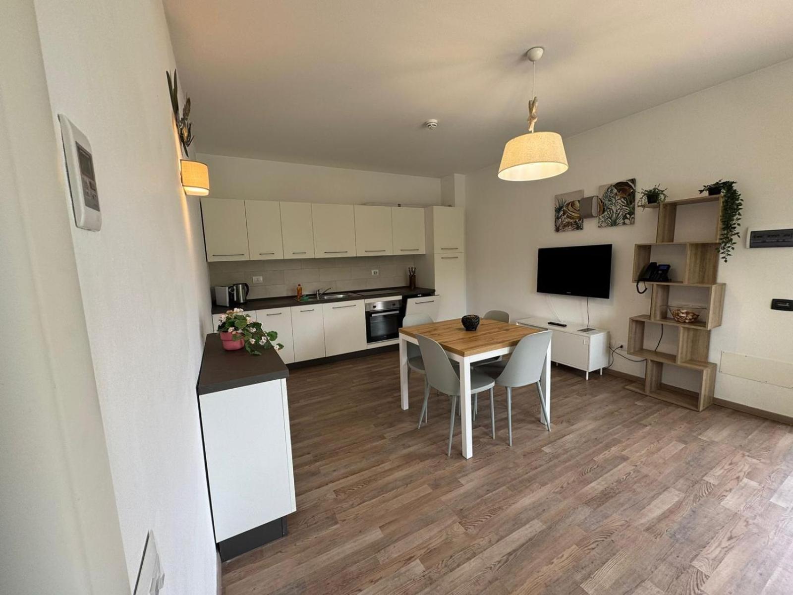 Residence San Francesco Тирения Екстериор снимка