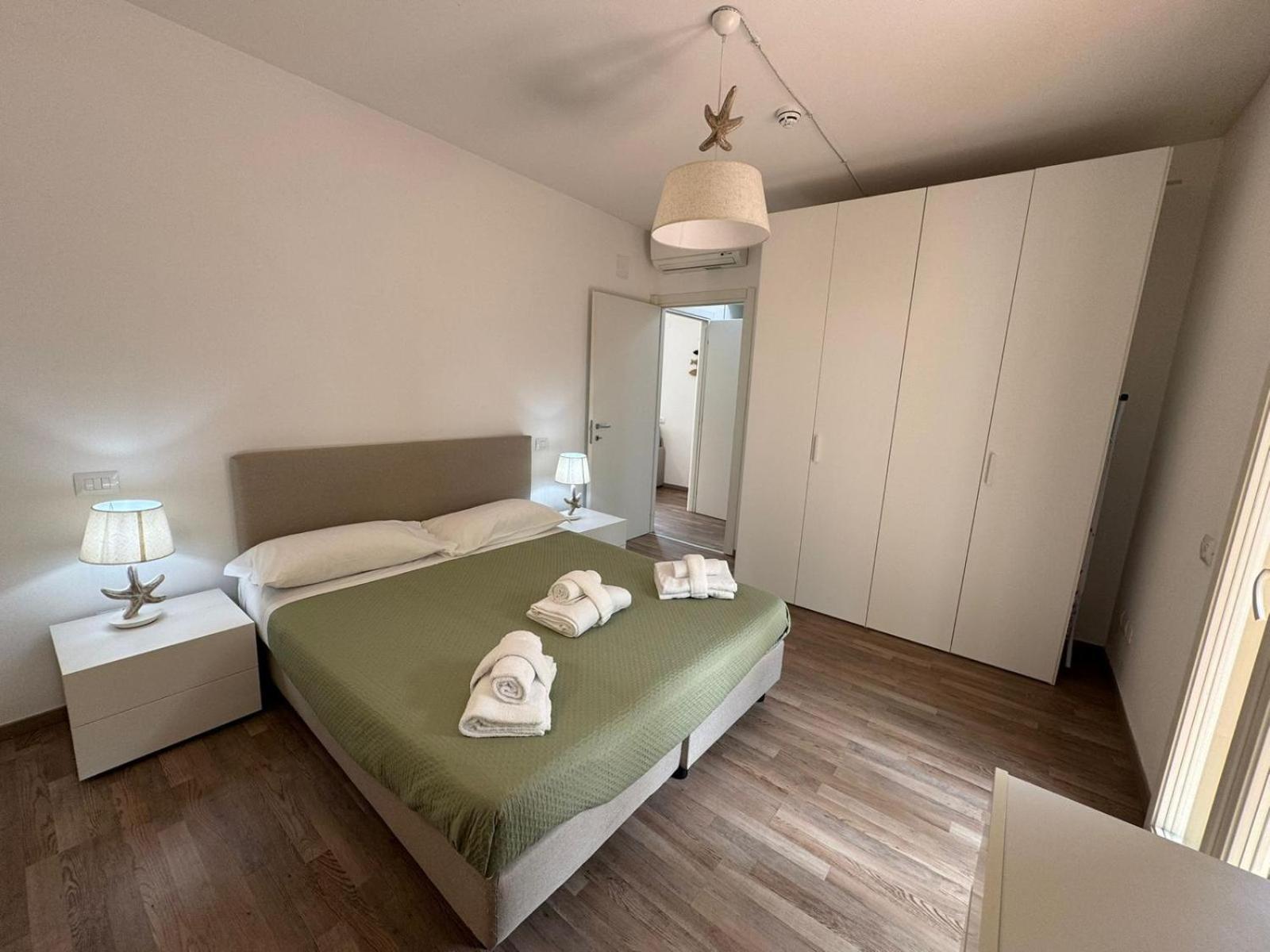 Residence San Francesco Тирения Екстериор снимка