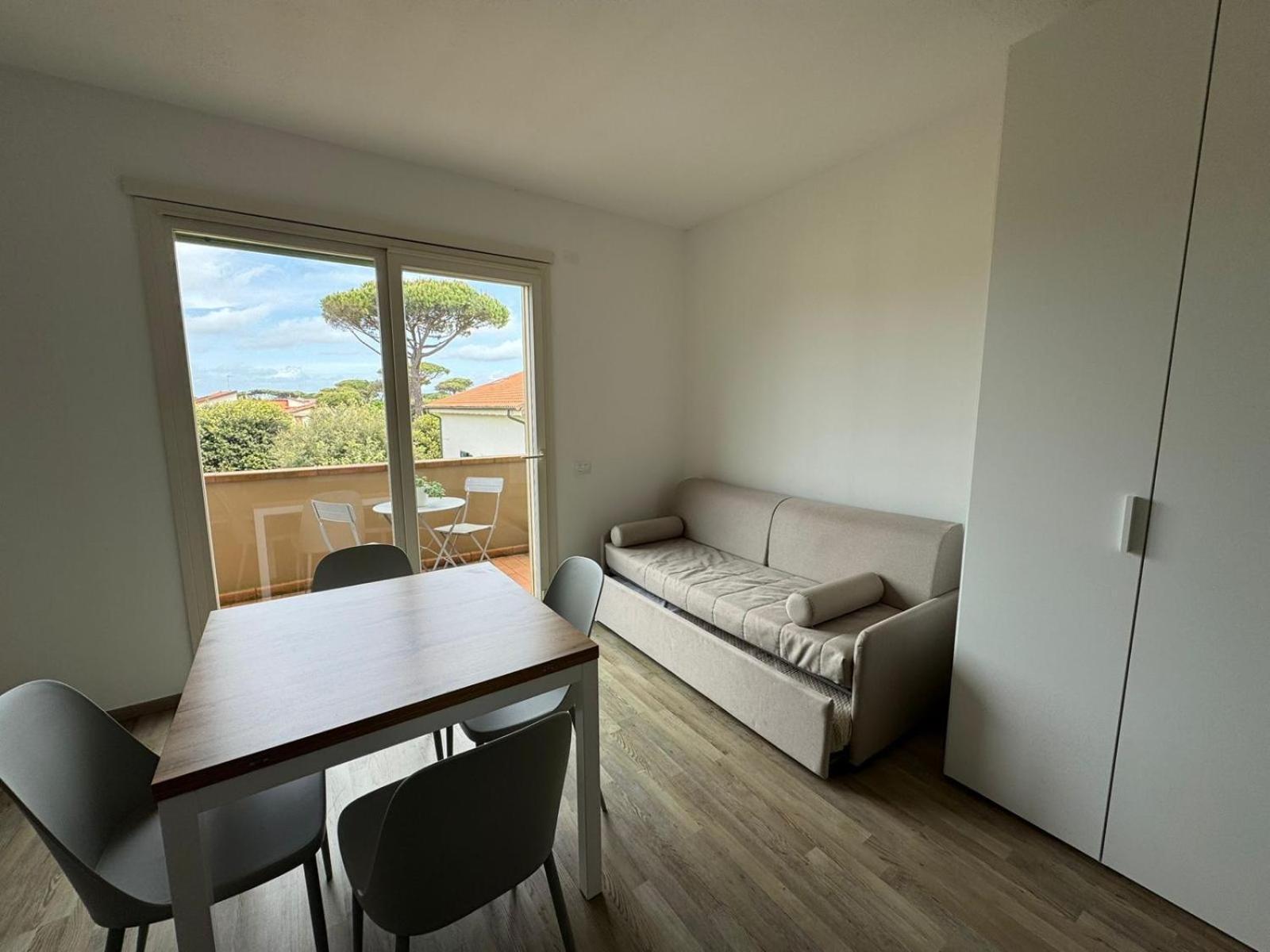 Residence San Francesco Тирения Екстериор снимка
